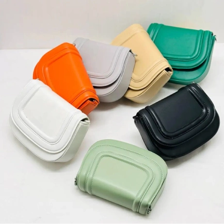 کیف پاسپورتی مینیمال