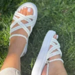 صندل‌های کنفی با بند سفید